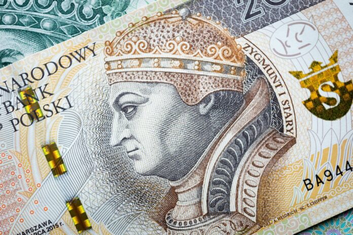 Pułapka dynamicznego przeliczania walut (DCC) w bankomatach: dlaczego zawsze wybierać walutę lokalną Pułapka dynamicznego przeliczania walut (DCC) w bankomatach: dlaczego zawsze wybierać walutę lokalną